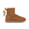 ⁦מגפי האגג דגם ביילי באוו מיני דבל UGG Classic Double Bow Mini⁩ – תמונה ⁦15⁩