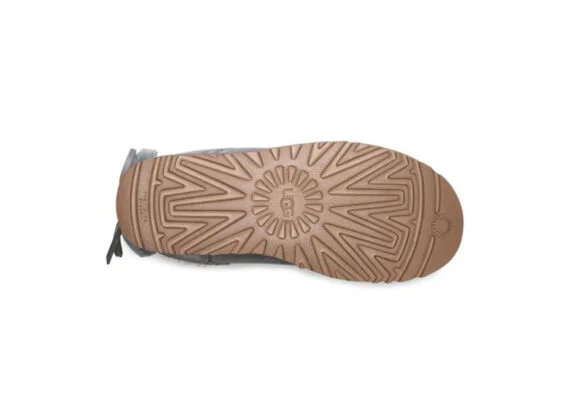 ⁦מגפי האגג דגם ביילי באוו מיני דבל UGG Classic Double Bow Mini⁩ – תמונה ⁦21⁩
