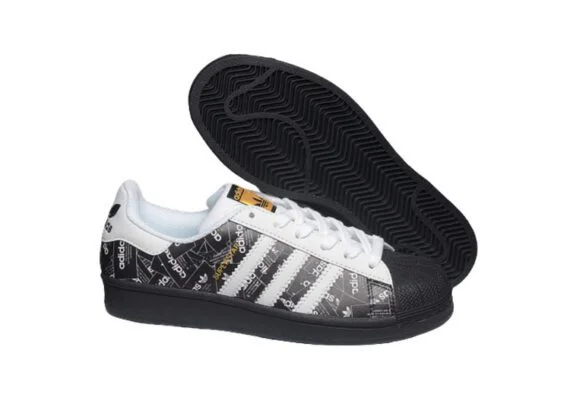 ⁦נעלי אדידס-ADIDAS Stan Smith - Black-Logo Print & Gold Logo⁩ – תמונה ⁦8⁩