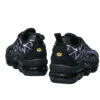 ⁦נעלי נייק-NIKE AIR MAX PLUS TN-BLACK-WHITE COMBO⁩ – תמונה ⁦5⁩