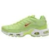 נעלי נייק-NIKE AIR MAX PLUS TN-LIGHT GREEN