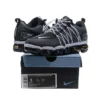 ⁦נעלי נייק-NIKE AIR VAPROMAX 2019 - BLACK-WHITE LOGO⁩ – תמונה ⁦3⁩