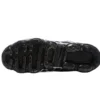 ⁦נעלי נייק-NIKE AIR VAPROMAX 2019 - BLACK-WHITE LOGO⁩ – תמונה ⁦5⁩