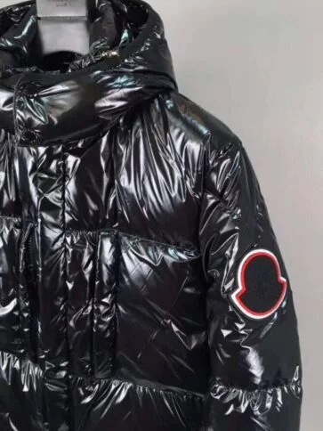 MONCLER COATS CATEGORY MEN & WOMEN - BLACK