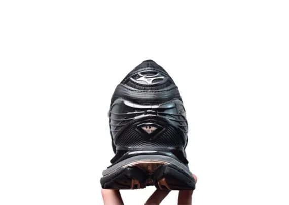 ⁦נעלי מיזונו-MIZUNO-Black & Shilo⁩ – תמונה ⁦4⁩