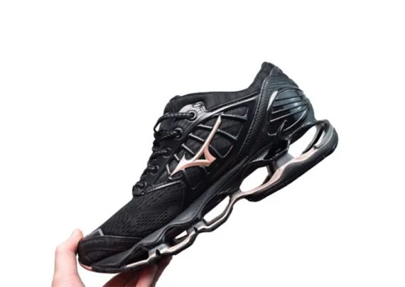 ⁦נעלי מיזונו-MIZUNO-Black & Shilo⁩ – תמונה ⁦2⁩