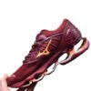 ⁦נעלי מיזונו-MIZUNO-Chestnut & Atomic Tangerine⁩ – תמונה ⁦2⁩