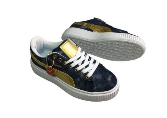 ⁦נעלי פומה-Rihanna II Puma Velvet Denim Satin-Gold⁩ – תמונה ⁦6⁩