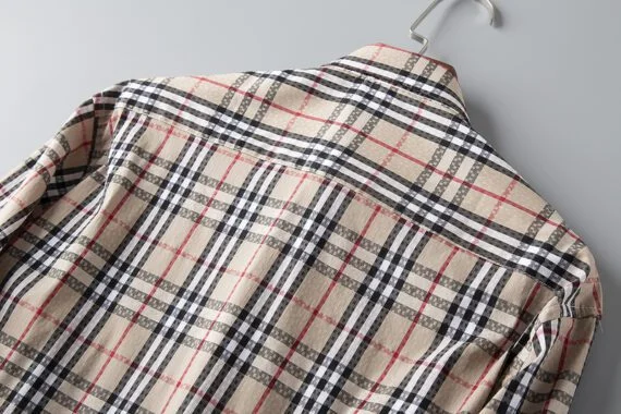 ⁦מעיל ברברי-BURBERRY BUTTON MEN - Dawn Pink Mix⁩ – תמונה ⁦4⁩