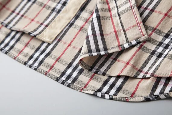⁦מעיל ברברי-BURBERRY BUTTON MEN - Dawn Pink Mix⁩ – תמונה ⁦5⁩