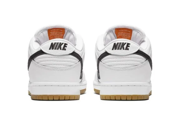 ⁦נעליי נייק-NIKE SB DUNK LOW PRO QS - Black & White⁩ – תמונה ⁦3⁩