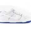 ⁦נעליי נייק-NIKE SB DUNK LOW PRO QS - Blue & White⁩ – תמונה ⁦2⁩
