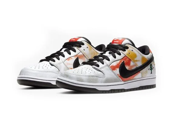 ⁦נעליי נייק-NIKE SB DUNK LOW PRO QS - Multi Color⁩ – תמונה ⁦3⁩