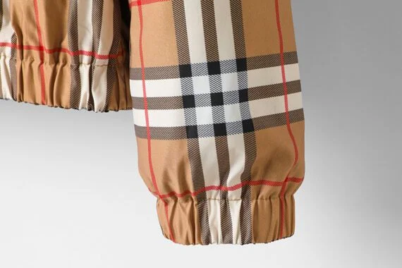 ⁦ברברי - BURBERRY JACKET- Manhattan & Black⁩ – תמונה ⁦4⁩