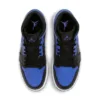 ⁦נייק ג'ורדן-Nike Air jordan 1 Mid -Hyper Royal Tumbled Leather⁩ – תמונה ⁦3⁩