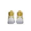 ⁦נייק בלייזר גבוהות- NIKE BLAZER MID '77 VINTAGE WHITE YELLOW⁩ – תמונה ⁦2⁩