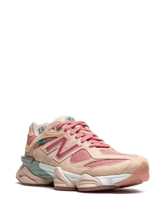 ⁦ניו באלאנס- New Balance 9060 "Inside Voices - Cookie Pink" Sneakers⁩ – תמונה ⁦2⁩