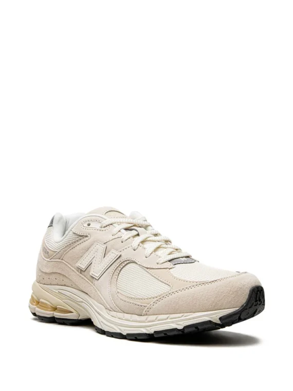 ⁦ניו באלאנס - New Balance 2002 R Calm Taupe sneakers⁩ – תמונה ⁦2⁩