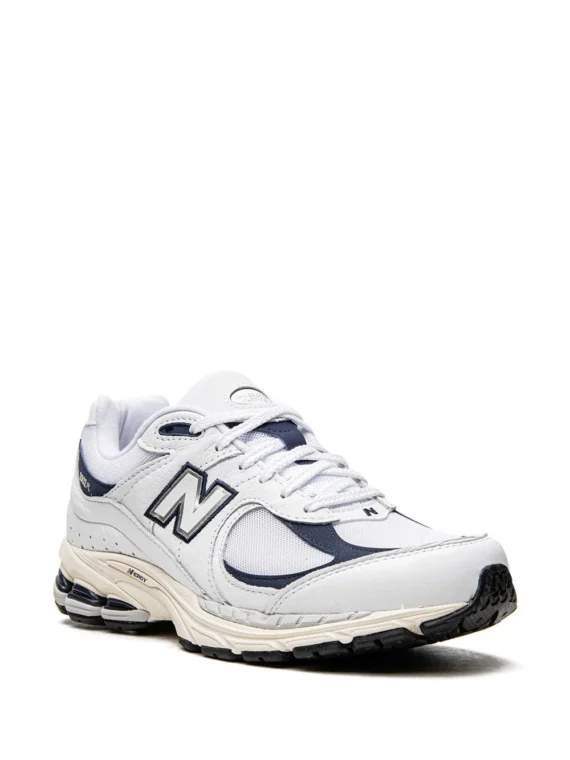 ⁦ניו באלאנס - New Balance 2002 R White/Natural Indigo sneakers⁩ – תמונה ⁦2⁩