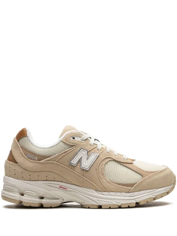 ניו באלאנס - New Balance 2002 R Sandstone sneakers