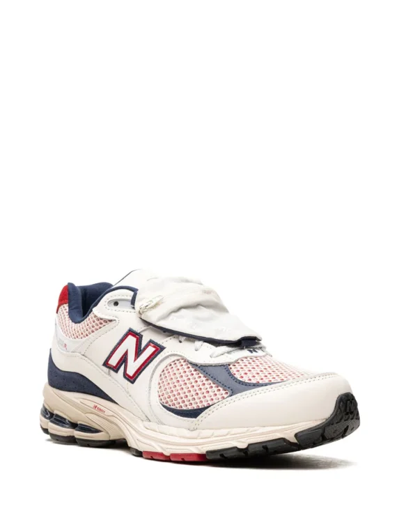 ⁦ניו באלאנס - New Balance 2002 R Sea Salt/Team Red sneakers⁩ – תמונה ⁦2⁩