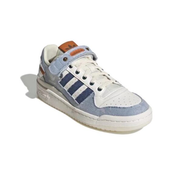 ⁦אדידס פורום - ADIDAS FORUM Low Trainers White, Blue SNEAKERS⁩ – תמונה ⁦3⁩