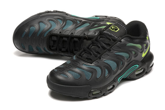 ⁦נעלי נייק- NIKE AIR MAX PLUS DRIFT Black Green Blue⁩ – תמונה ⁦4⁩