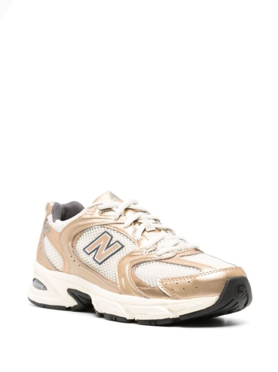 ⁦סניקרס ניו באלאנס NEW BALANCE 530 Gold Tone⁩ – תמונה ⁦2⁩