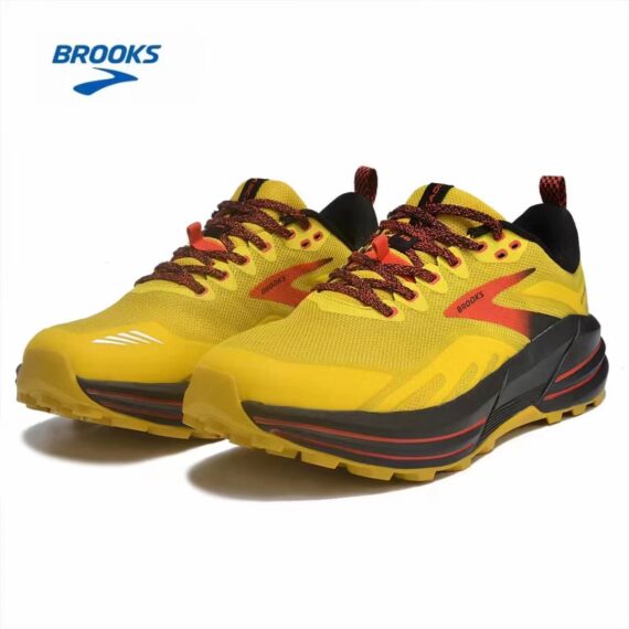 ⁦נעלי ברוקס BROOKS Yellow⁩ – תמונה ⁦2⁩