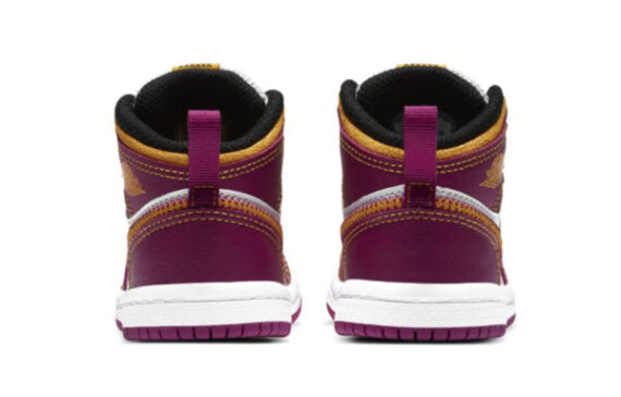 ⁦Air Jordan 1 Low Purple White ילדים – נייק ג'ורדן⁩ – תמונה ⁦4⁩
