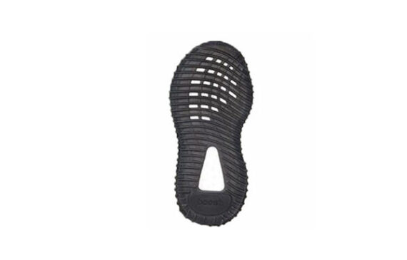 ⁦אדידס ייזי לילדים  Adidas Yeezy KIDS BLACK⁩ – תמונה ⁦4⁩