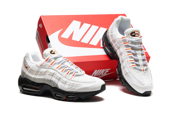 ⁦נעלי נייק NIKE AIR MAX 95 WHITE CREAM BLACK TURKIZ⁩ – תמונה ⁦5⁩