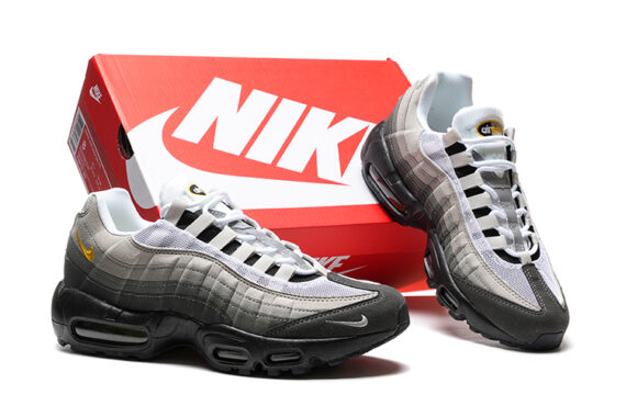 ⁦נעלי נייק NIKE AIR MAX 95 LIGHT GRAY BLACK TURKIZ⁩ – תמונה ⁦5⁩