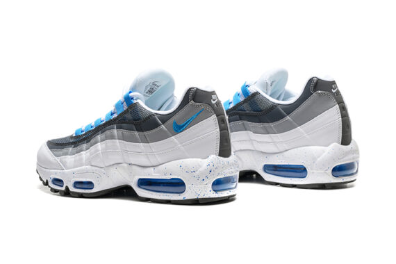 ⁦נעלי נייק NIKE AIR MAX 95 WHITE GRAY BLUE TURKIZ⁩ – תמונה ⁦4⁩