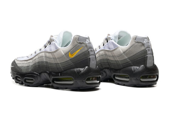 ⁦נעלי נייק NIKE AIR MAX 95 LIGHT GRAY BLACK TURKIZ⁩ – תמונה ⁦4⁩